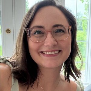 Meet your Posher, Alexandra